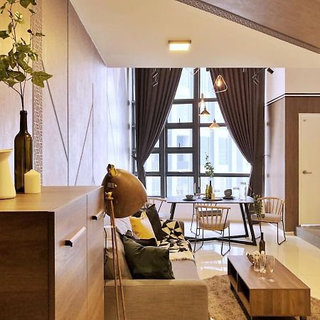 Modern Industrial Duplex Loft- Ekocheras-Mrt 3Pax Kuala Lumpur Luaran gambar