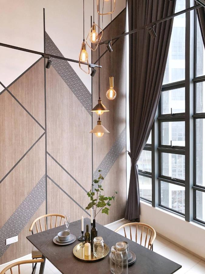 Modern Industrial Duplex Loft- Ekocheras-Mrt 3Pax Kuala Lumpur Luaran gambar